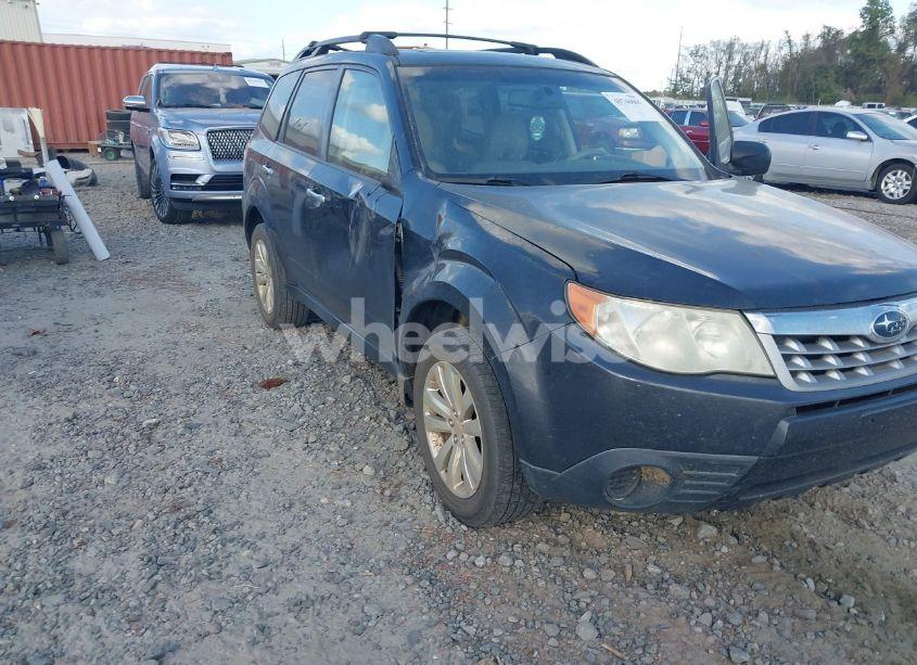 Photo 6 of 2011 Subaru Forester 2.5X PREMIUM (VIN JF2SHADC4BH778674)