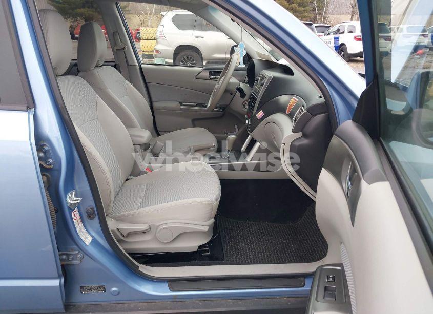 Photo 5 of 2012 Subaru Forester 2.5X PREMIUM (VIN JF2SHADC4CH401389)