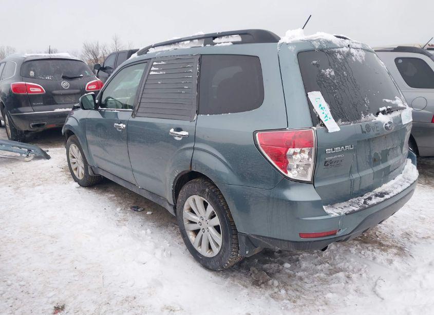 Photo 3 of 2012 Subaru Forester 2.5X PREMIUM (VIN JF2SHADC4CH409749)