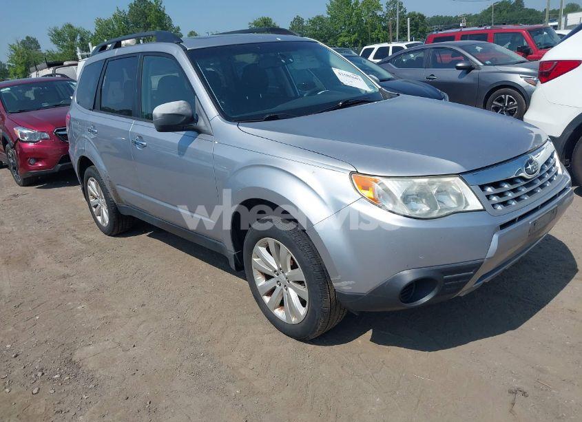 2012 Subaru Forester 2.5X PREMIUM (VIN JF2SHADC4CH411100) main photo