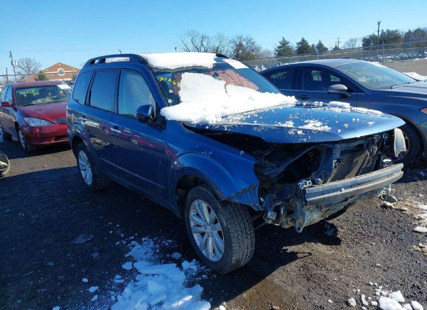 2012 Subaru Forester 2.5X PREMIUM (VIN JF2SHADC4CH437325) main photo