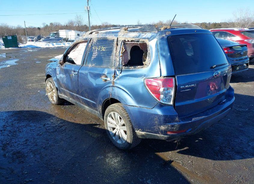 Photo 3 of 2012 Subaru Forester 2.5X PREMIUM (VIN JF2SHADC4CH437325)