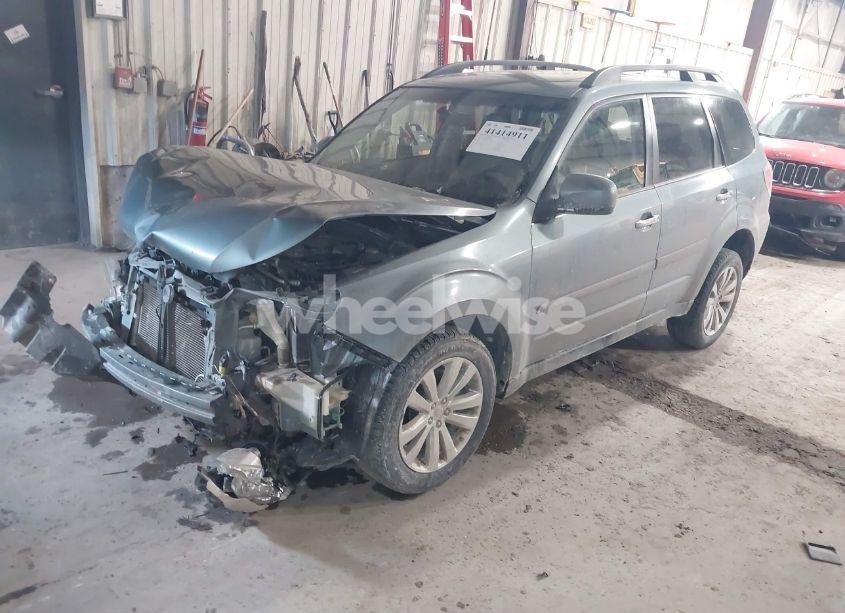 Photo 2 of 2012 Subaru Forester 2.5X PREMIUM (VIN JF2SHADC4CH439513)