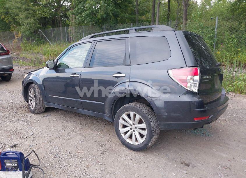 Photo 3 of 2012 Subaru Forester 2.5X PREMIUM (VIN JF2SHADC4CH458577)