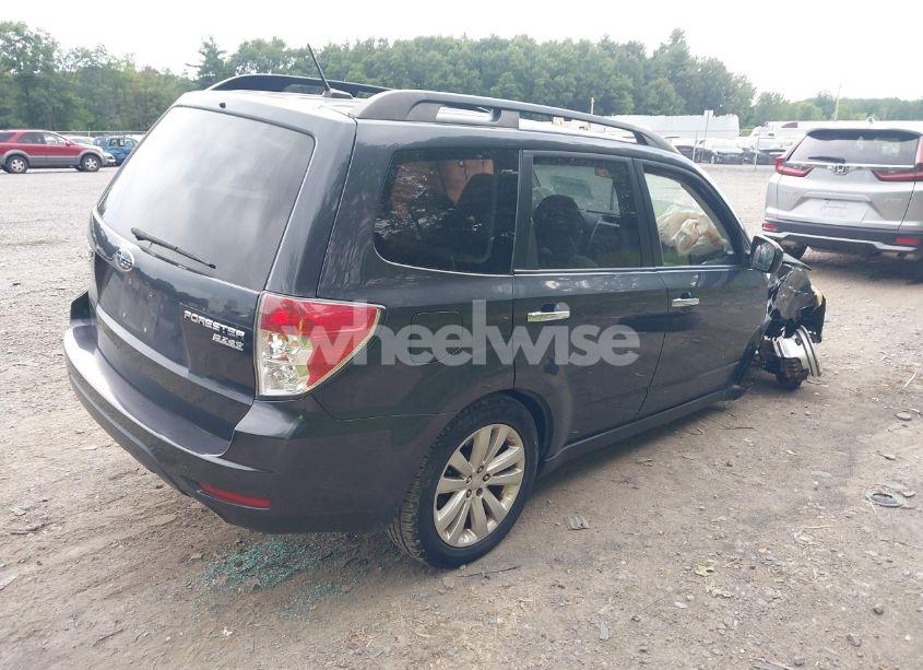 Photo 4 of 2012 Subaru Forester 2.5X PREMIUM (VIN JF2SHADC4CH458577)