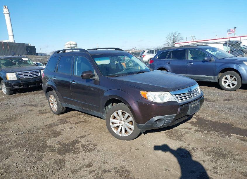 2013 Subaru Forester 2.5X PREMIUM (VIN JF2SHADC4DH430005) main photo
