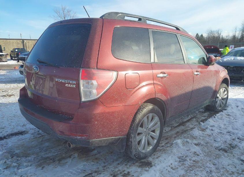 Photo 4 of 2013 Subaru Forester 2.5X PREMIUM (VIN JF2SHADC4DH441585)