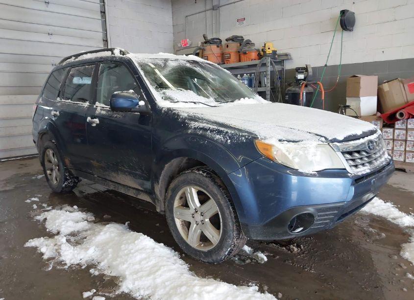 2011 Subaru Forester 2.5X PREMIUM (VIN JF2SHADC5BH740676) main photo