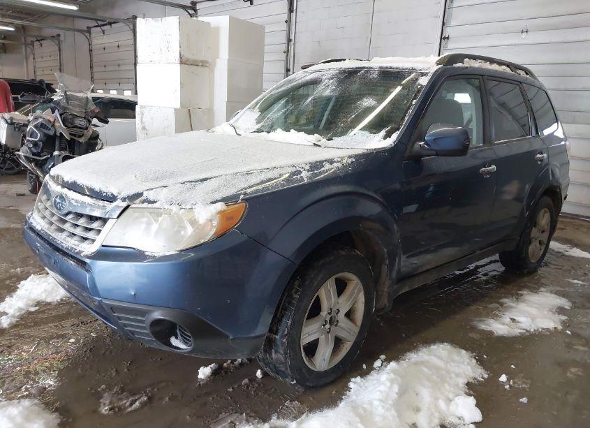 Photo 2 of 2011 Subaru Forester 2.5X PREMIUM (VIN JF2SHADC5BH740676)