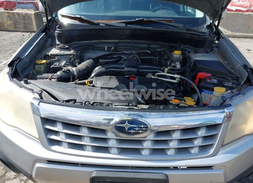 Photo 10 of 2011 Subaru Forester 2.5X PREMIUM (VIN JF2SHADC5BH744470)