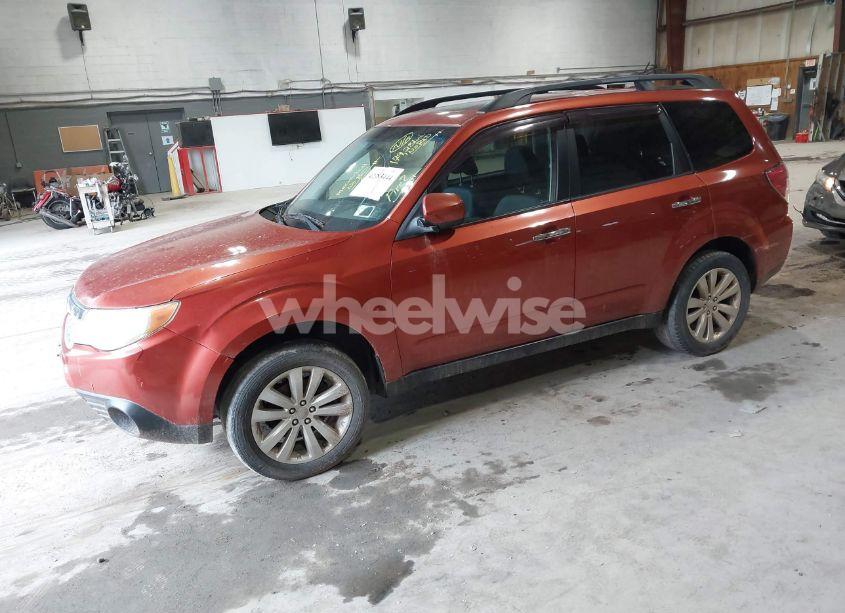 Photo 2 of 2011 Subaru Forester 2.5X PREMIUM (VIN JF2SHADC5BH751340)