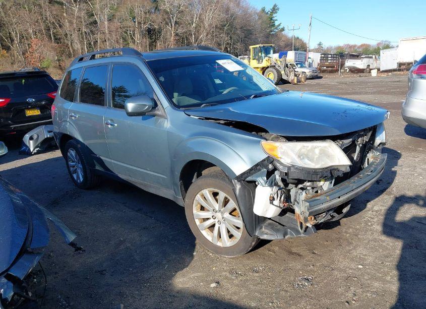 2012 Subaru Forester 2.5X PREMIUM (VIN JF2SHADC5CG448789) main photo
