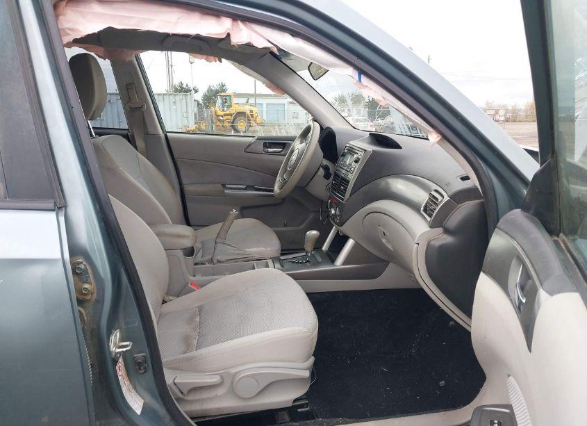 Photo 5 of 2012 Subaru Forester 2.5X PREMIUM (VIN JF2SHADC5CH436460)