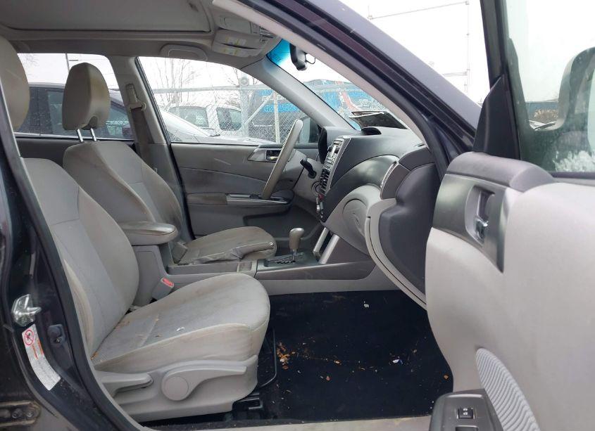 Photo 5 of 2012 Subaru Forester 2.5X PREMIUM (VIN JF2SHADC5CH447992)