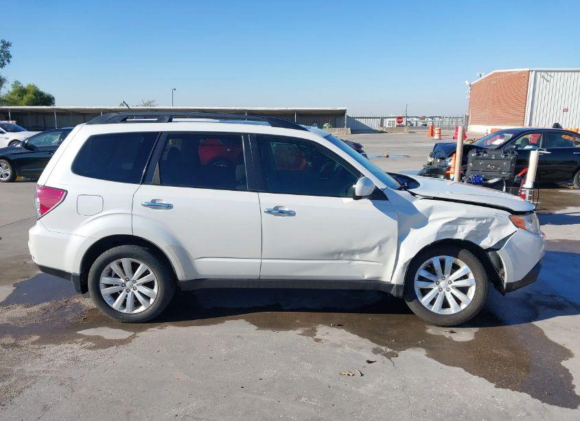 Photo 13 of 2013 Subaru Forester 2.5X PREMIUM (VIN JF2SHADC5DH421877)