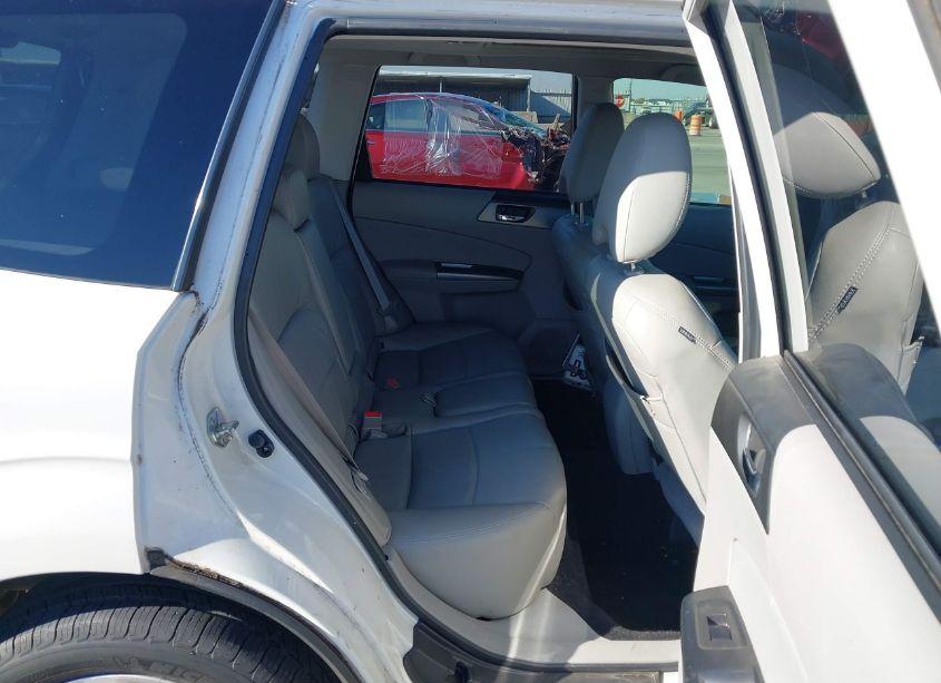 Photo 8 of 2013 Subaru Forester 2.5X PREMIUM (VIN JF2SHADC5DH421877)