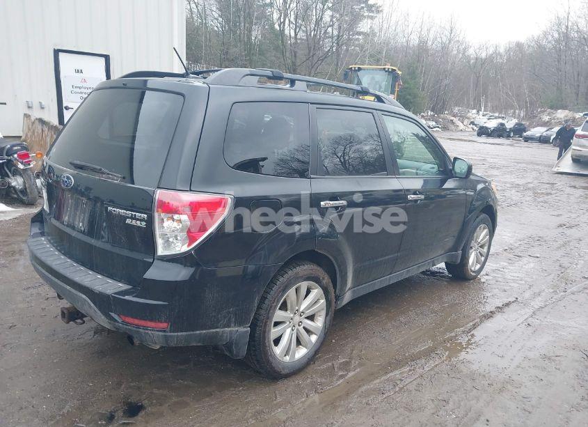 Photo 4 of 2011 Subaru Forester 2.5X PREMIUM (VIN JF2SHADC6BH728875)