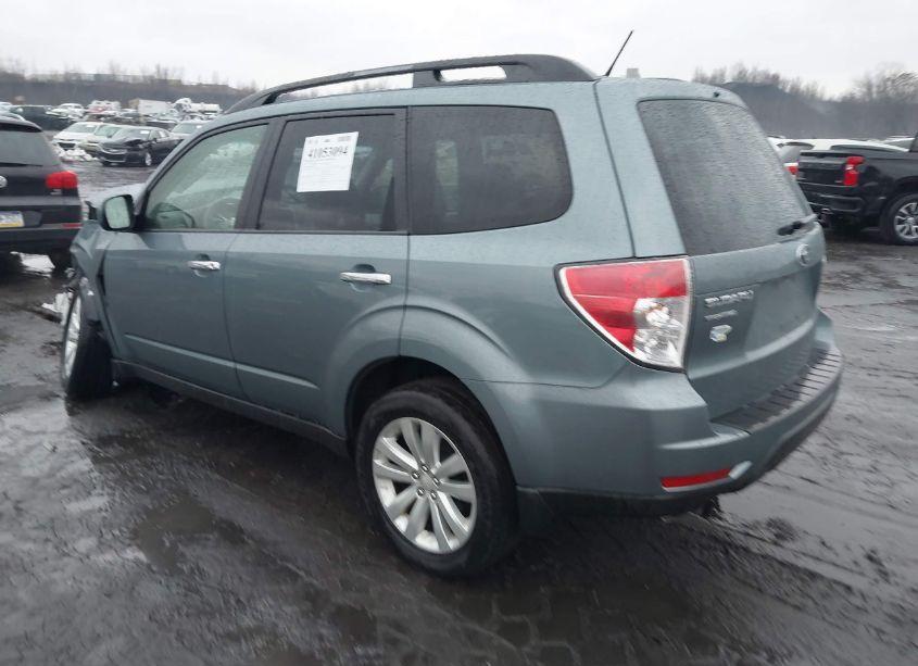 Photo 3 of 2012 Subaru Forester 2.5X PREMIUM (VIN JF2SHADC6CH452151)