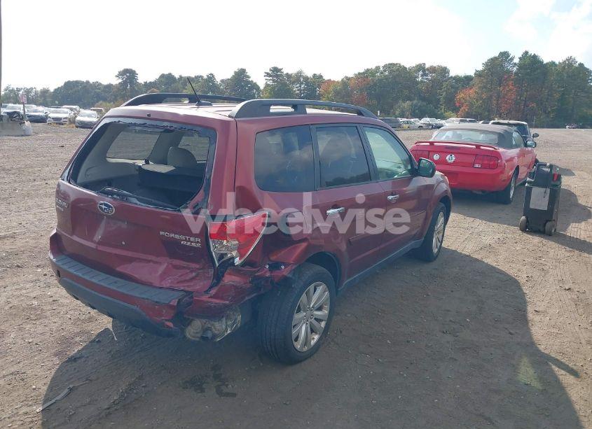 Photo 4 of 2013 Subaru Forester 2.5X PREMIUM (VIN JF2SHADC6DH406756)