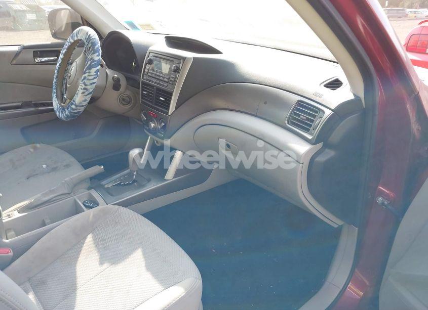 Photo 5 of 2013 Subaru Forester 2.5X PREMIUM (VIN JF2SHADC6DH406756)