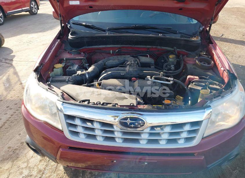 Photo 10 of 2013 Subaru Forester 2.5X PREMIUM (VIN JF2SHADC6DH433200)