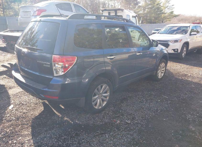 Photo 4 of 2011 Subaru Forester 2.5X PREMIUM (VIN JF2SHADC7BH724303)