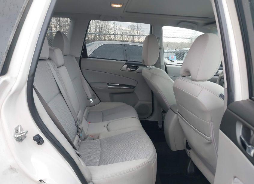 Photo 8 of 2011 Subaru Forester 2.5X PREMIUM (VIN JF2SHADC7BH772741)