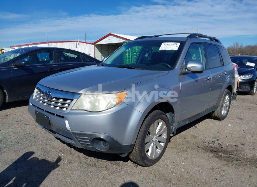 Photo 2 of 2012 Subaru Forester 2.5X PREMIUM (VIN JF2SHADC7CH455947)