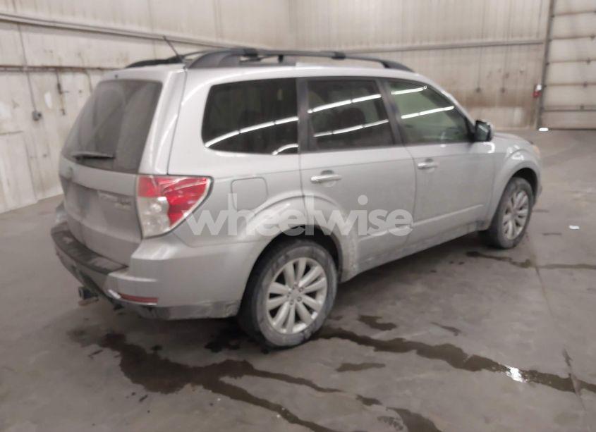 Photo 4 of 2012 Subaru Forester 2.5X PREMIUM (VIN JF2SHADC7CH464339)