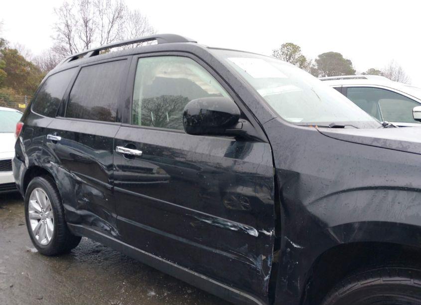 Photo 6 of 2013 Subaru Forester 2.5X PREMIUM (VIN JF2SHADC7DH421489)
