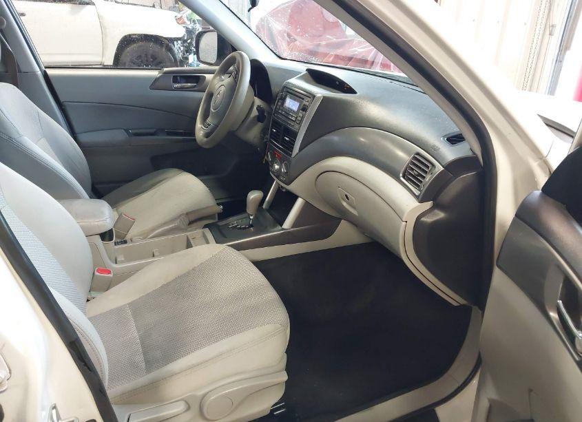 Photo 5 of 2013 Subaru Forester 2.5X PREMIUM (VIN JF2SHADC7DH430824)