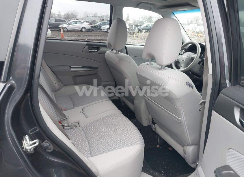 Photo 8 of 2011 Subaru Forester 2.5X PREMIUM (VIN JF2SHADC8BH725248)