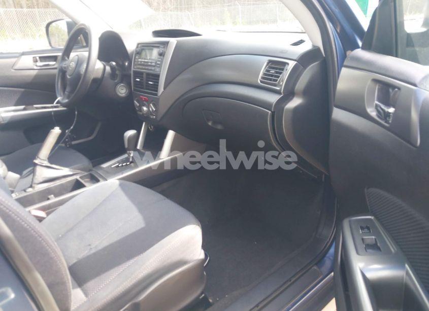 Photo 5 of 2011 Subaru Forester 2.5X PREMIUM (VIN JF2SHADC8BH730501)