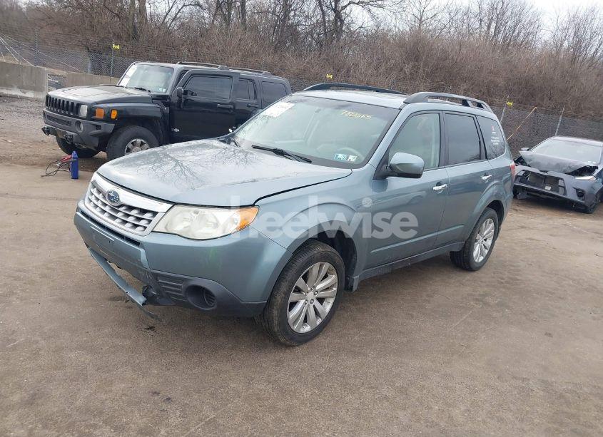 Photo 2 of 2011 Subaru Forester 2.5X PREMIUM (VIN JF2SHADC8BH780685)