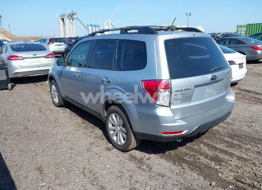 Photo 3 of 2012 Subaru Forester 2.5X PREMIUM (VIN JF2SHADC8CH424853)