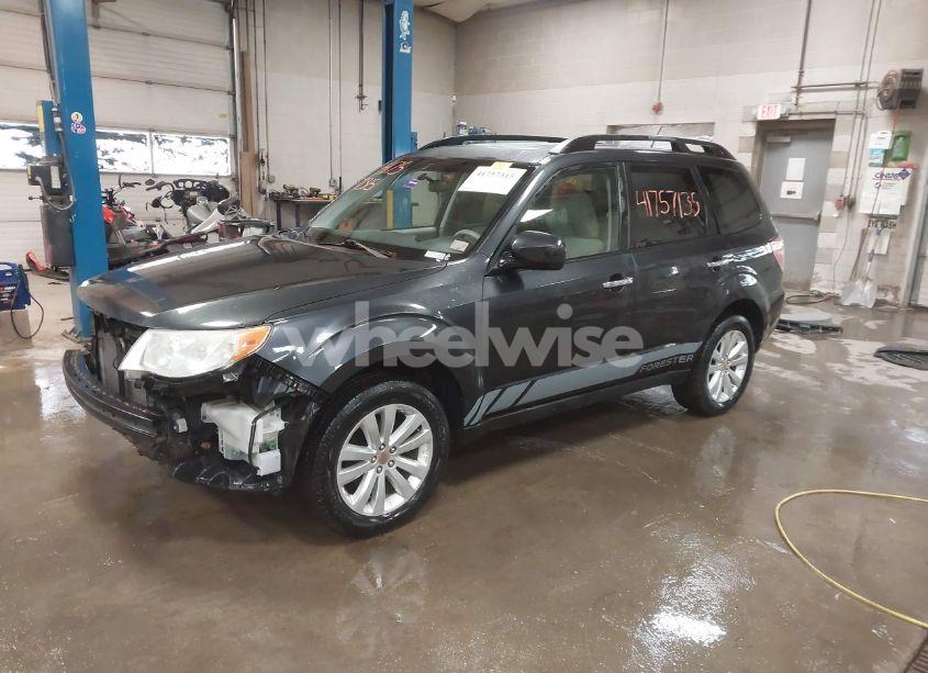 Photo 2 of 2012 Subaru Forester 2.5X PREMIUM (VIN JF2SHADC8CH456444)