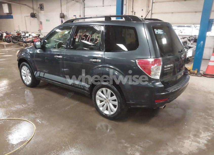 Photo 3 of 2012 Subaru Forester 2.5X PREMIUM (VIN JF2SHADC8CH456444)