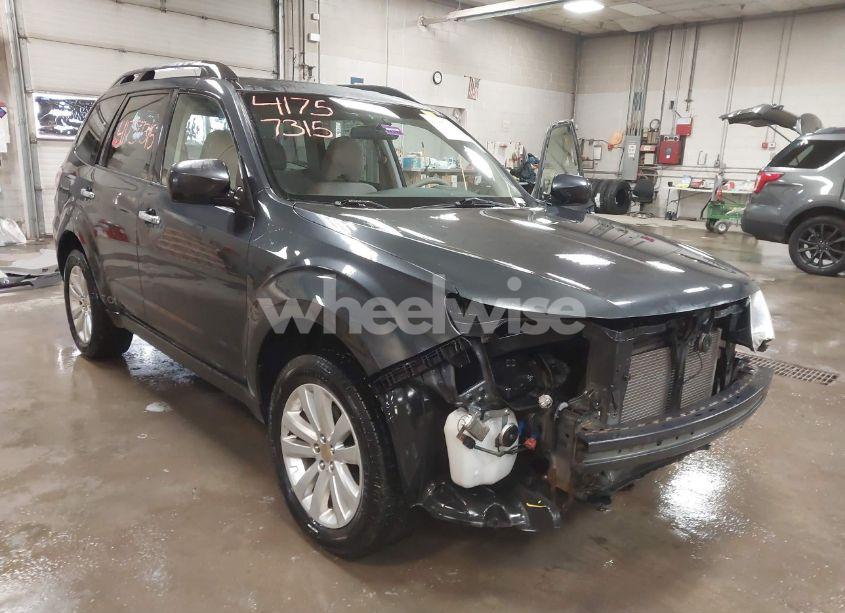 Photo 6 of 2012 Subaru Forester 2.5X PREMIUM (VIN JF2SHADC8CH456444)