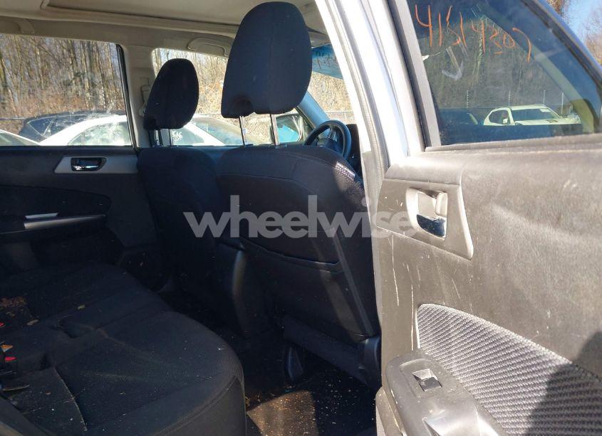 Photo 8 of 2013 Subaru Forester 2.5X PREMIUM (VIN JF2SHADC8DH442996)