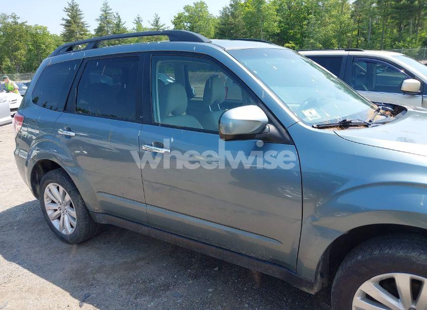 Photo 6 of 2011 Subaru Forester 2.5X PREMIUM (VIN JF2SHADC9BG731761)
