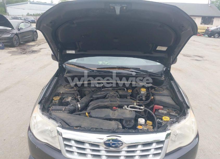 Photo 10 of 2011 Subaru Forester 2.5X PREMIUM (VIN JF2SHADC9BG754554)