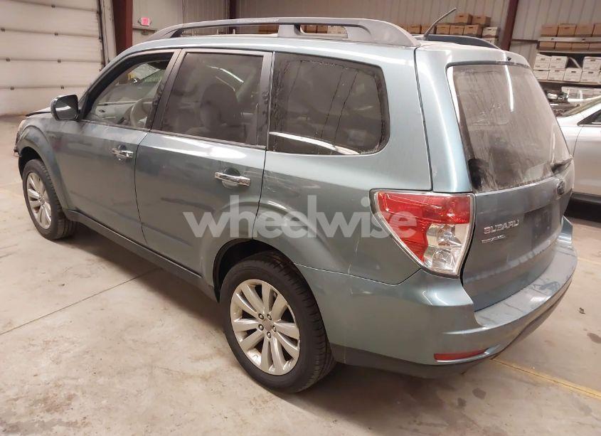 Photo 3 of 2011 Subaru Forester 2.5X PREMIUM (VIN JF2SHADC9BH742706)