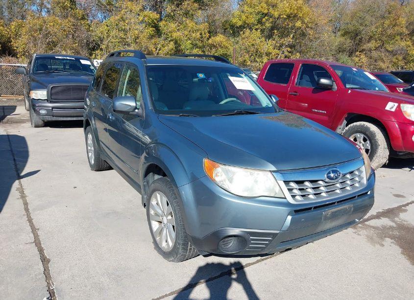 2011 Subaru Forester 2.5X PREMIUM (VIN JF2SHADC9BH748621) main photo