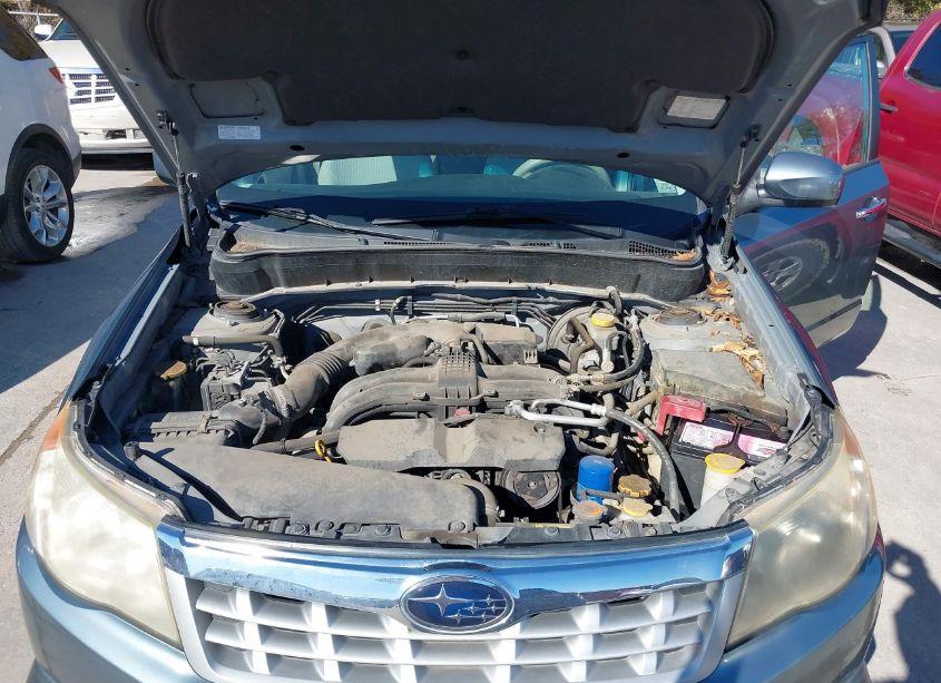 Photo 10 of 2011 Subaru Forester 2.5X PREMIUM (VIN JF2SHADC9BH748621)