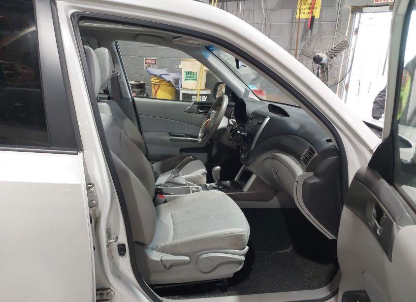 Photo 5 of 2012 Subaru Forester 2.5X PREMIUM (VIN JF2SHADC9CH421220)