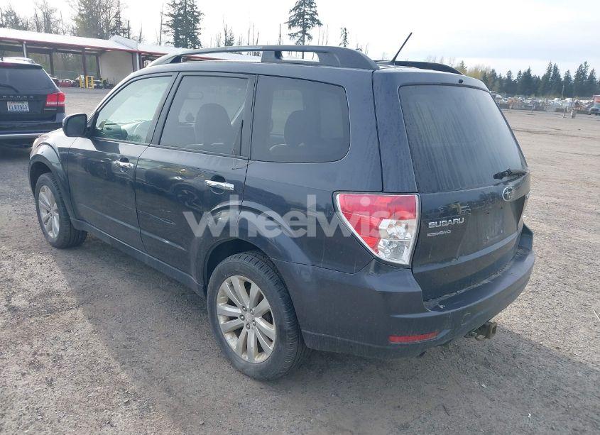 Photo 3 of 2012 Subaru Forester 2.5X PREMIUM (VIN JF2SHADC9CH456906)