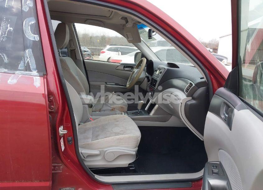 Photo 5 of 2013 Subaru Forester 2.5X PREMIUM (VIN JF2SHADC9DH435619)