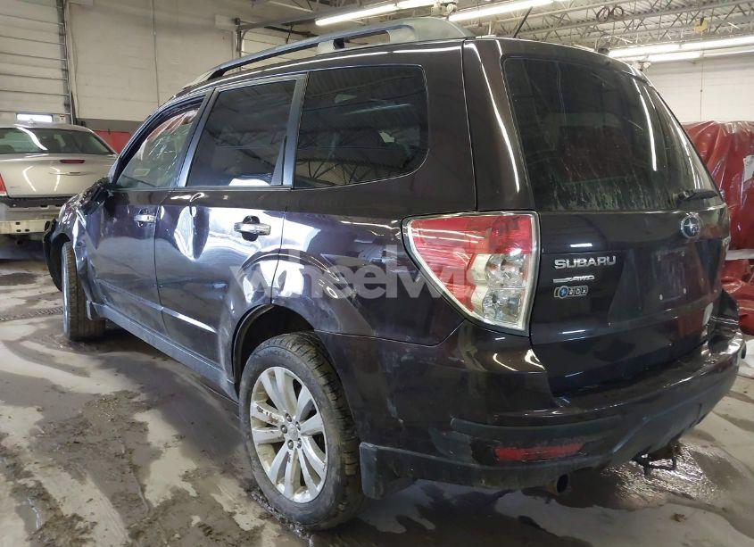 Photo 3 of 2013 Subaru Forester 2.5X PREMIUM (VIN JF2SHADC9DH436348)