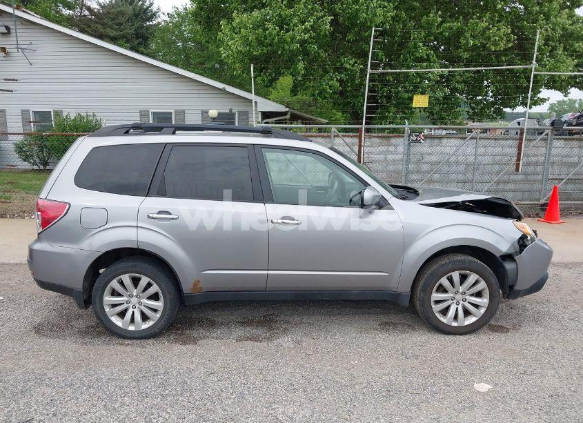 Photo 13 of 2011 Subaru Forester 2.5X PREMIUM (VIN JF2SHADCXBH754833)