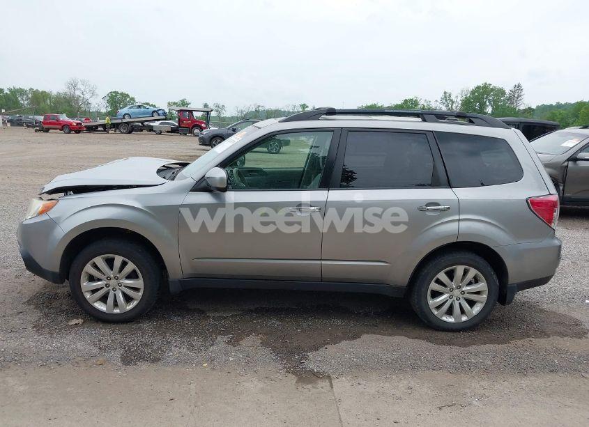 Photo 14 of 2011 Subaru Forester 2.5X PREMIUM (VIN JF2SHADCXBH754833)